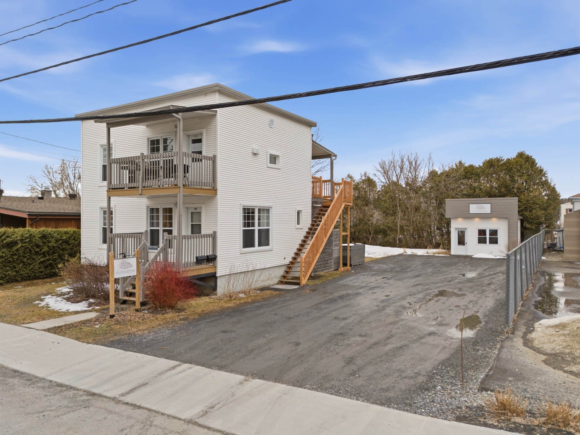 150-152 Rue Brassard, Magog